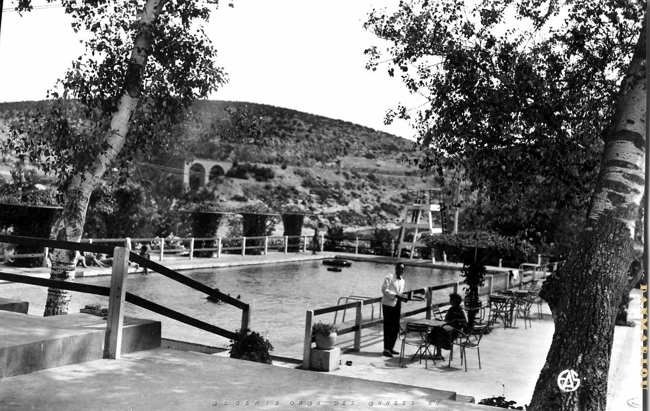 Tiaret 511- Piscine COLLECTION DES AMIS DE ND DE SANTA CRUZ.jpg